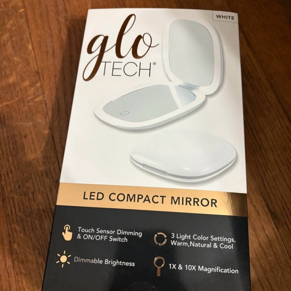 White LED Compact Mirror